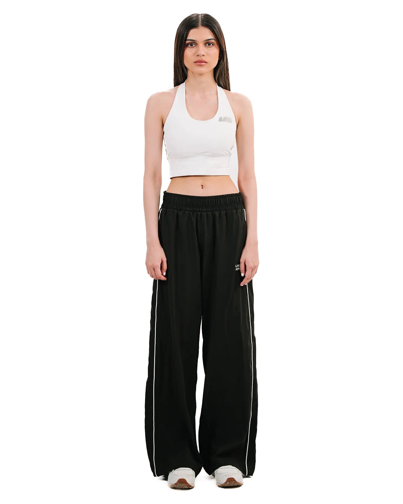 Seamless Halter Neck Sports Bra In White