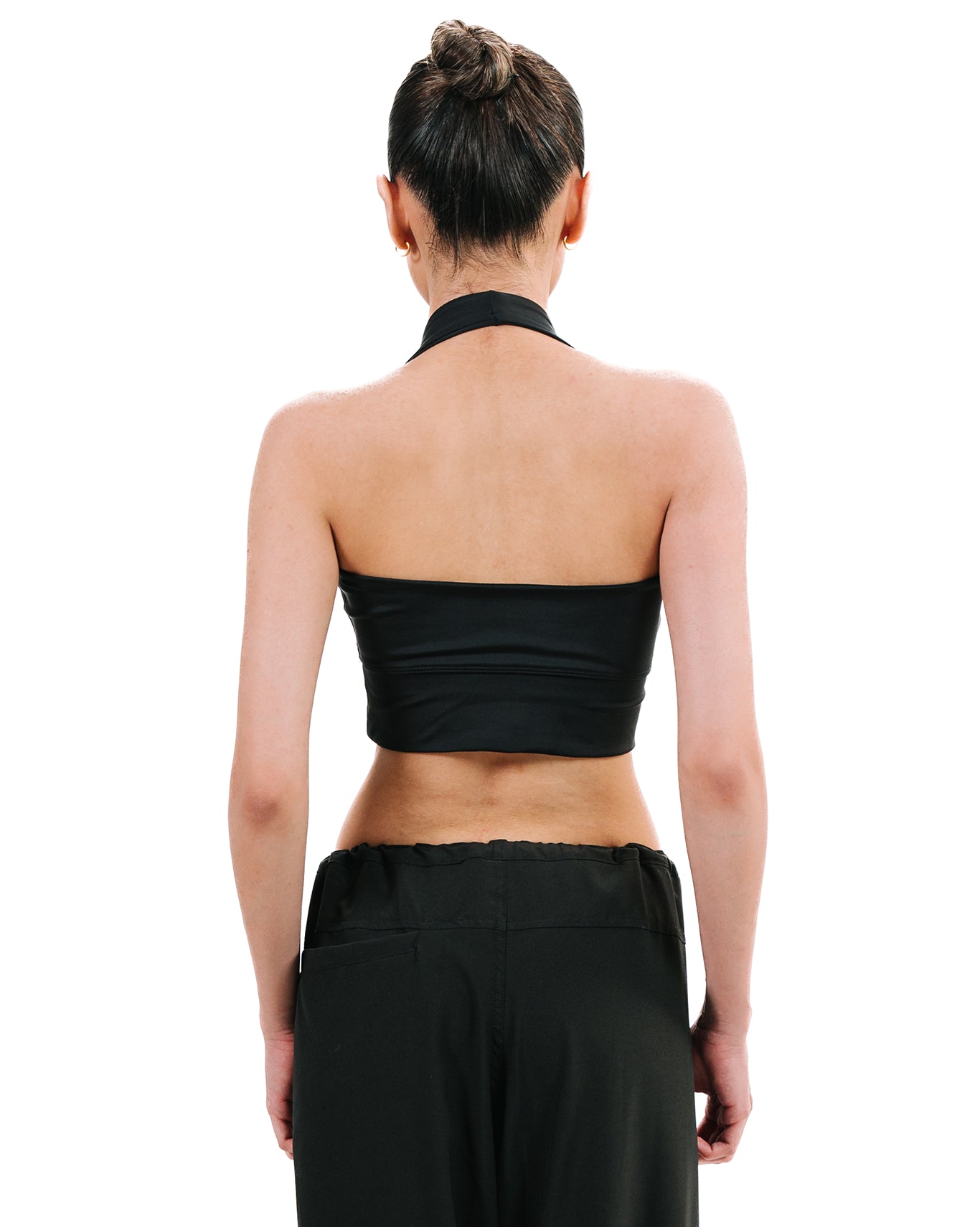 Seamless Halter Neck Sports Bra in black