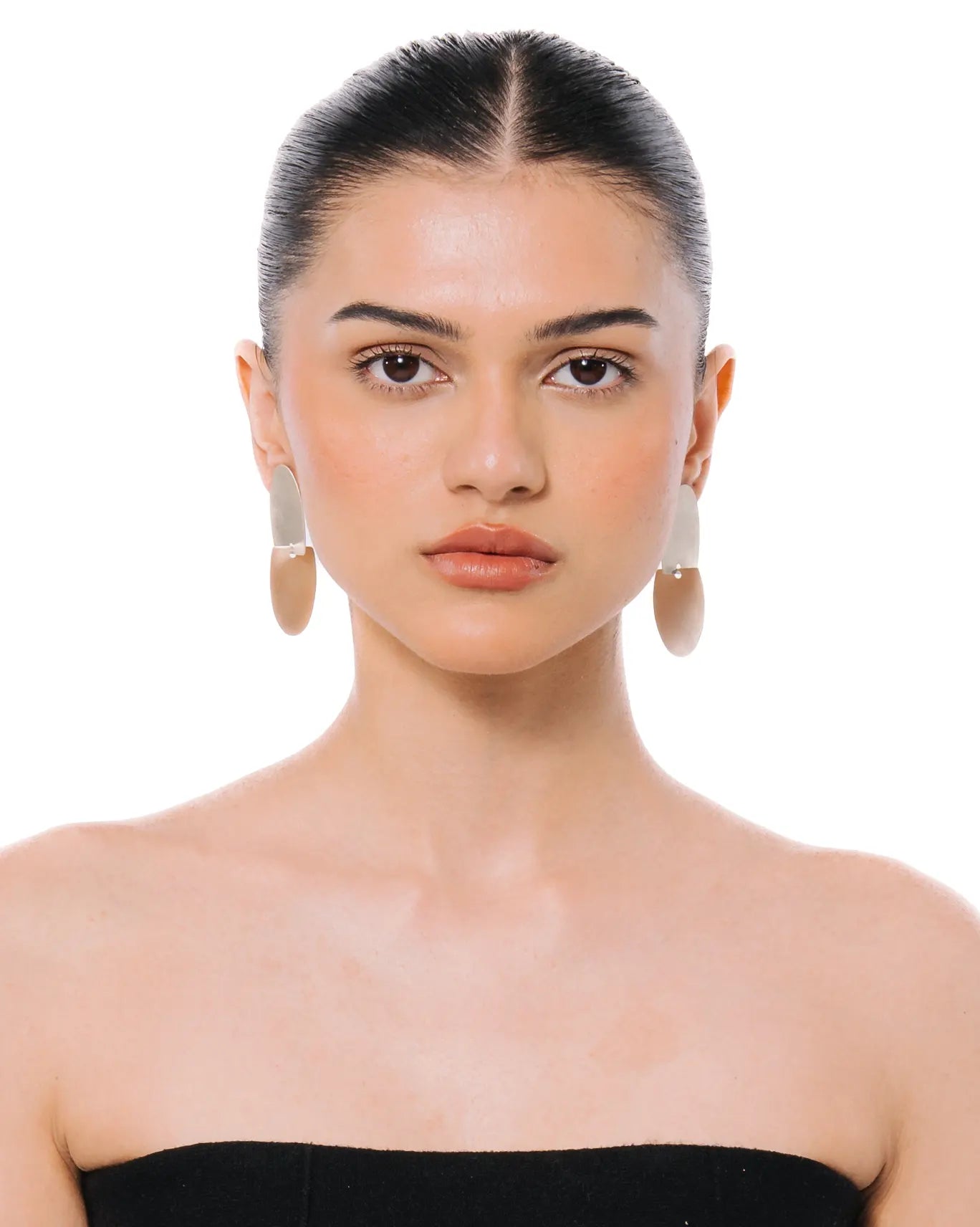 Amna Shariff Silver Oval Discs Posts cult