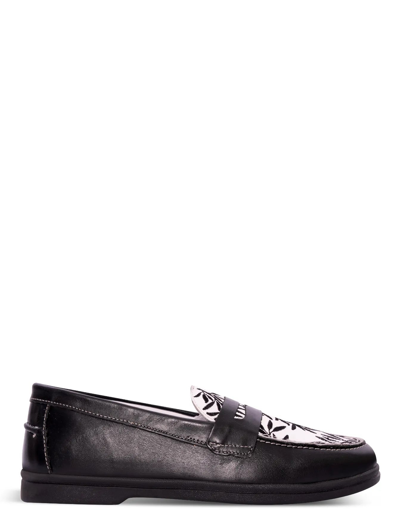 Tayraak Black Aeva Loafer Cult Store Karachi Shoes Men