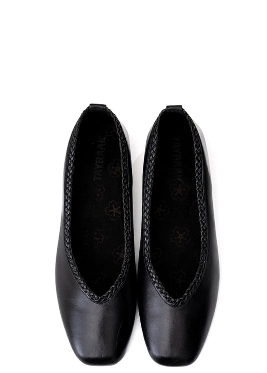 Tayraak Black Audrey Flats Cult Karachi Pakistan