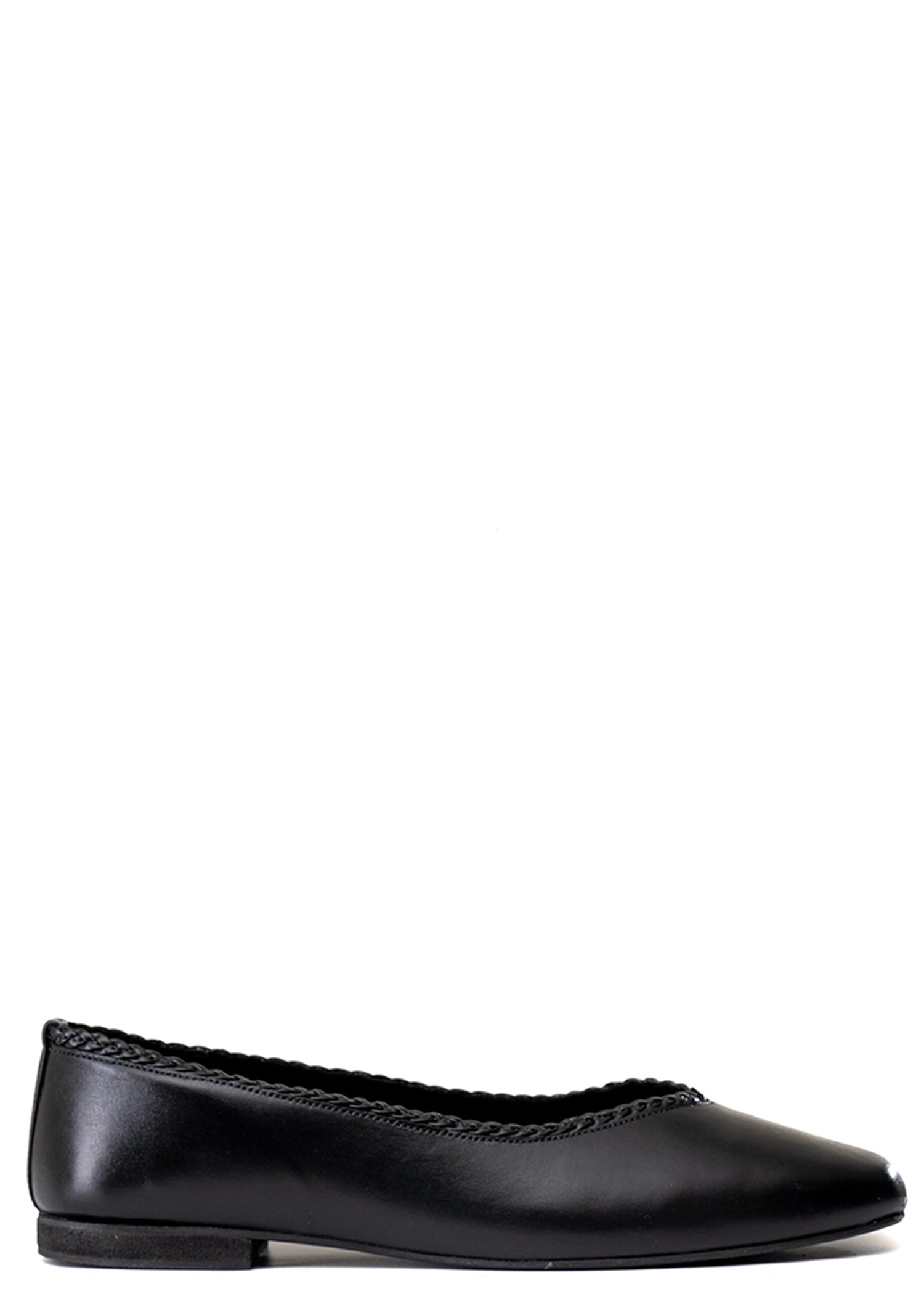 Tayraak Black Audrey Flats Cult Karachi Pakistan