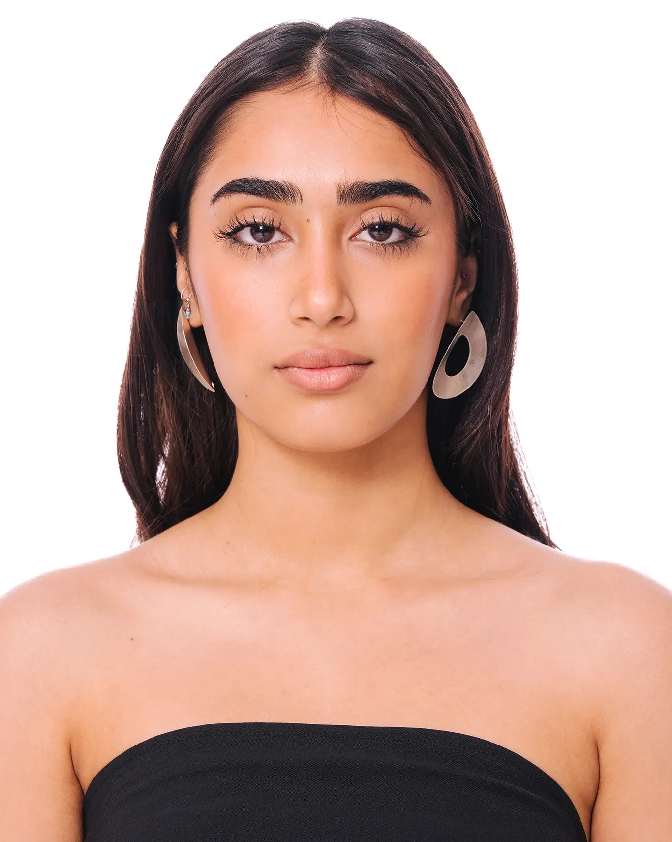 Amna Shariff Silver Silver Textured Oval Posts - CULT - haider