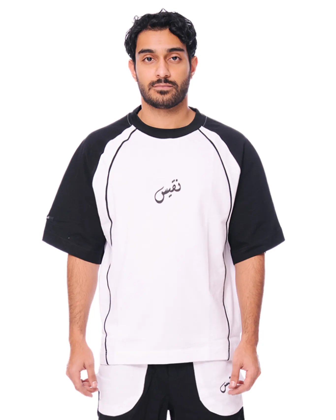 Naqees Black Black Essential Raglan - CULT - haider