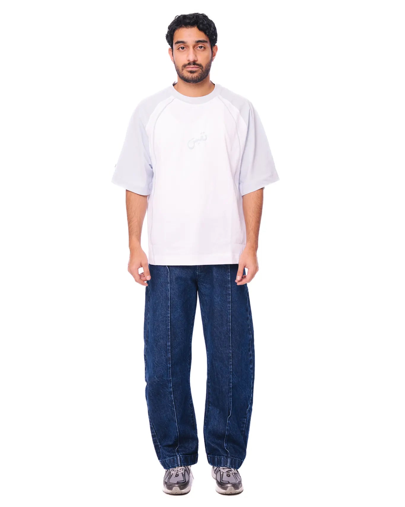 Naqees Sky White Sky Essential Raglan - CULT - haider