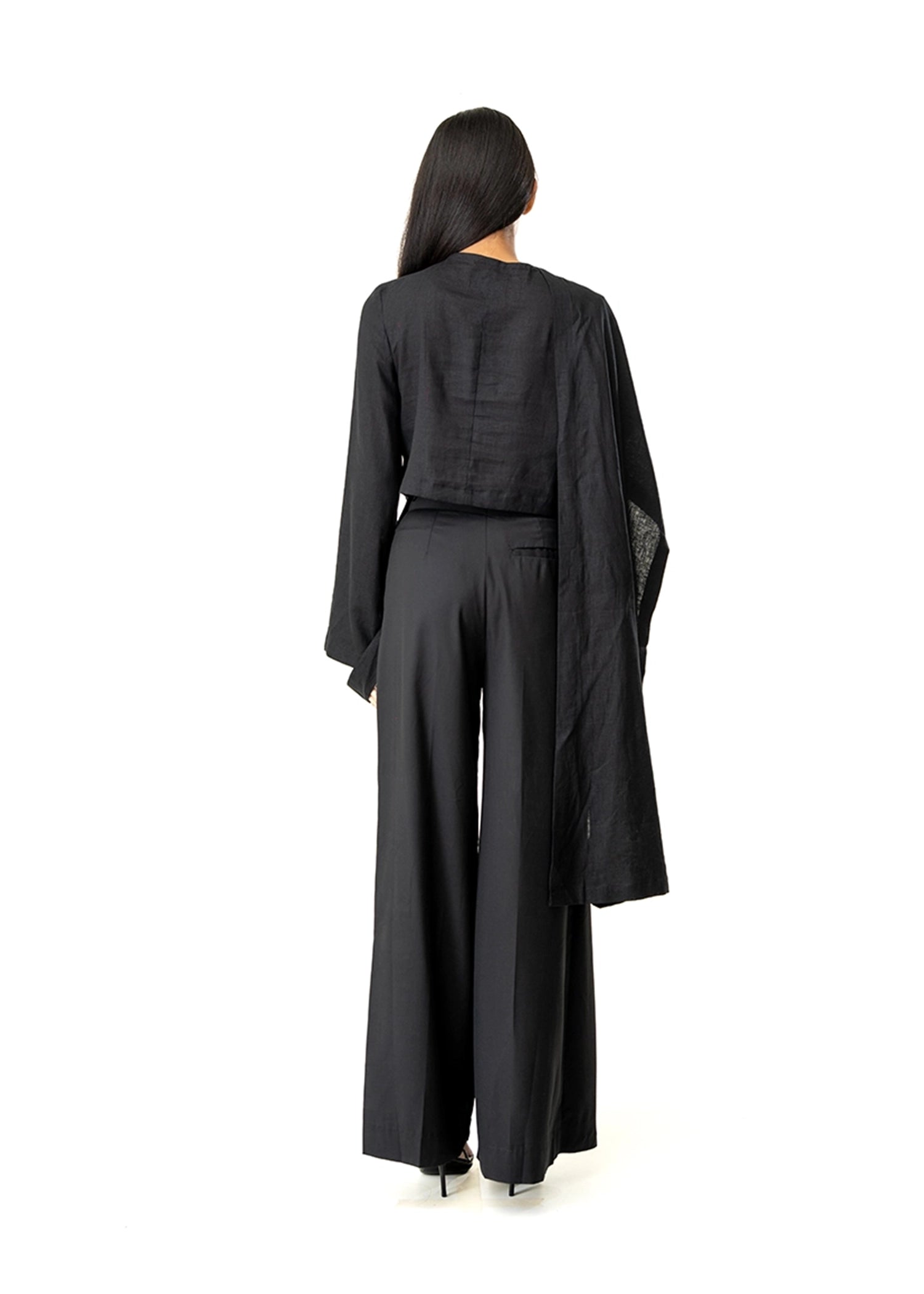 Ishq-e-Amore The Black Slow Burn Shawl TopCult Karachi Pakistan