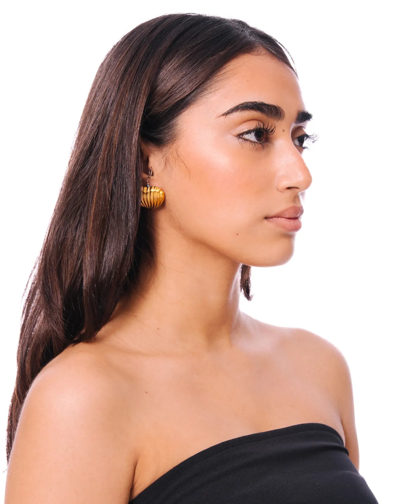 Mish & Co Gold Gold Shell Heart Earrings - CULT - haider