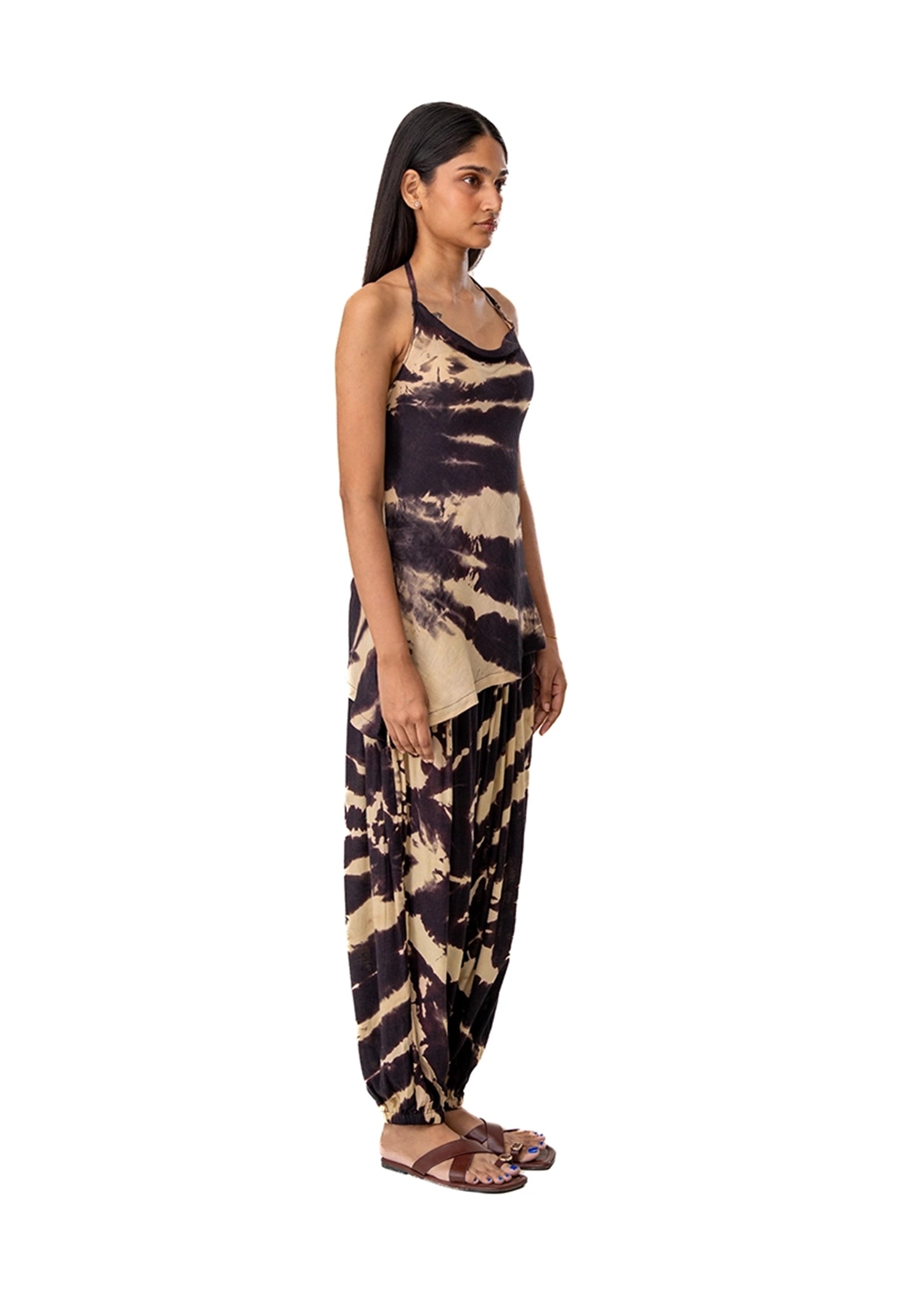 Curated Official Tie Beige Dye Balloon Set Cult Karachi Pakistan