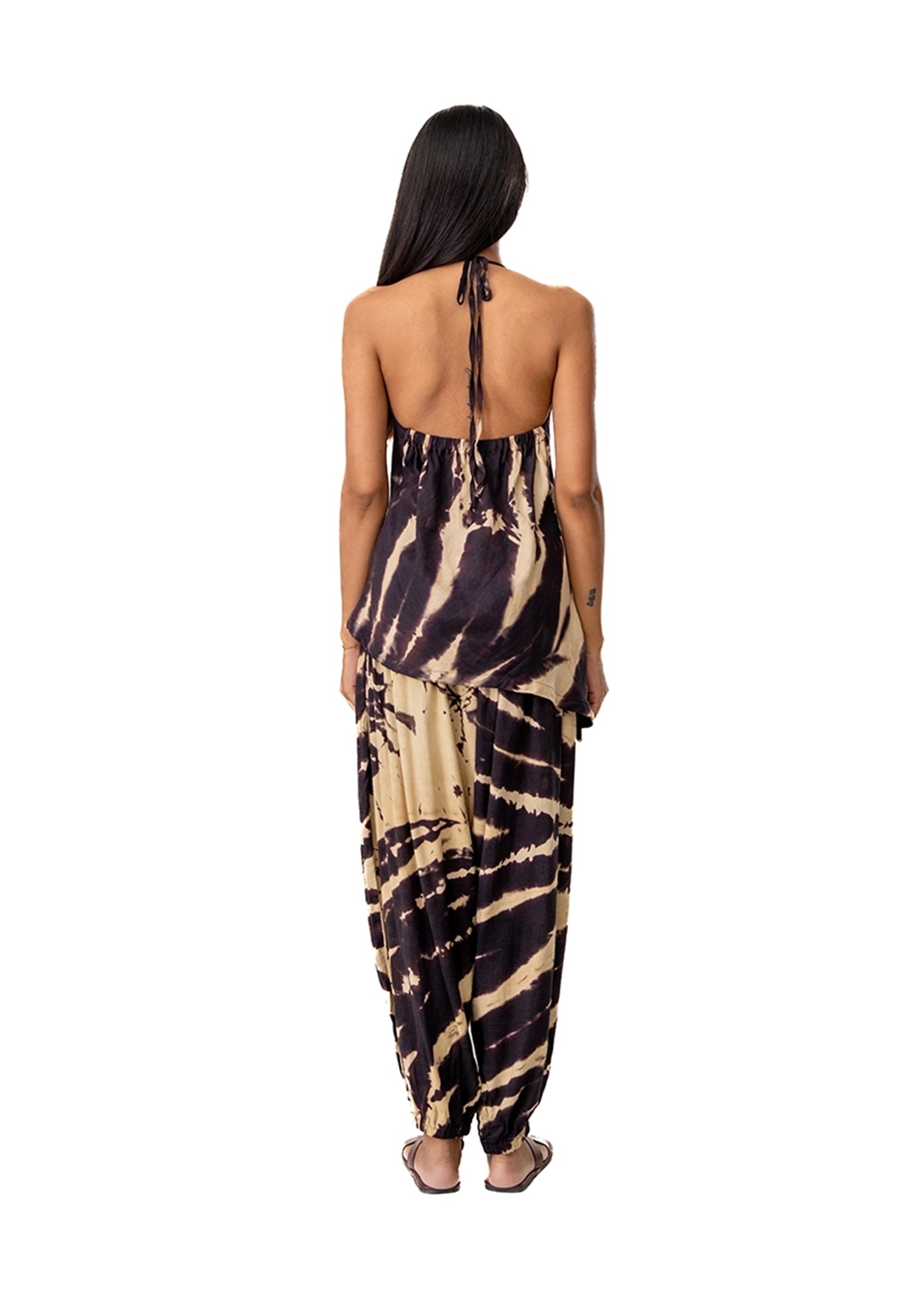 Curated Official Tie Beige Dye Balloon Set Cult Karachi Pakistan