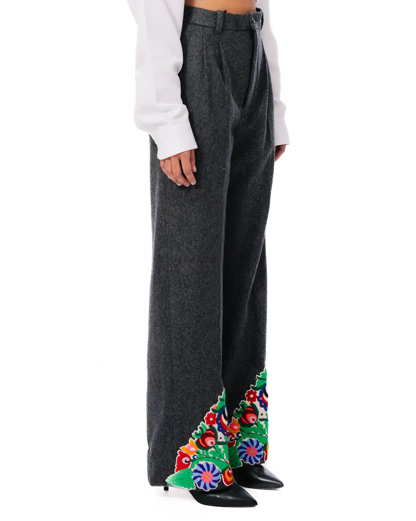 Demo Grey Guide Pants cult karachi pk