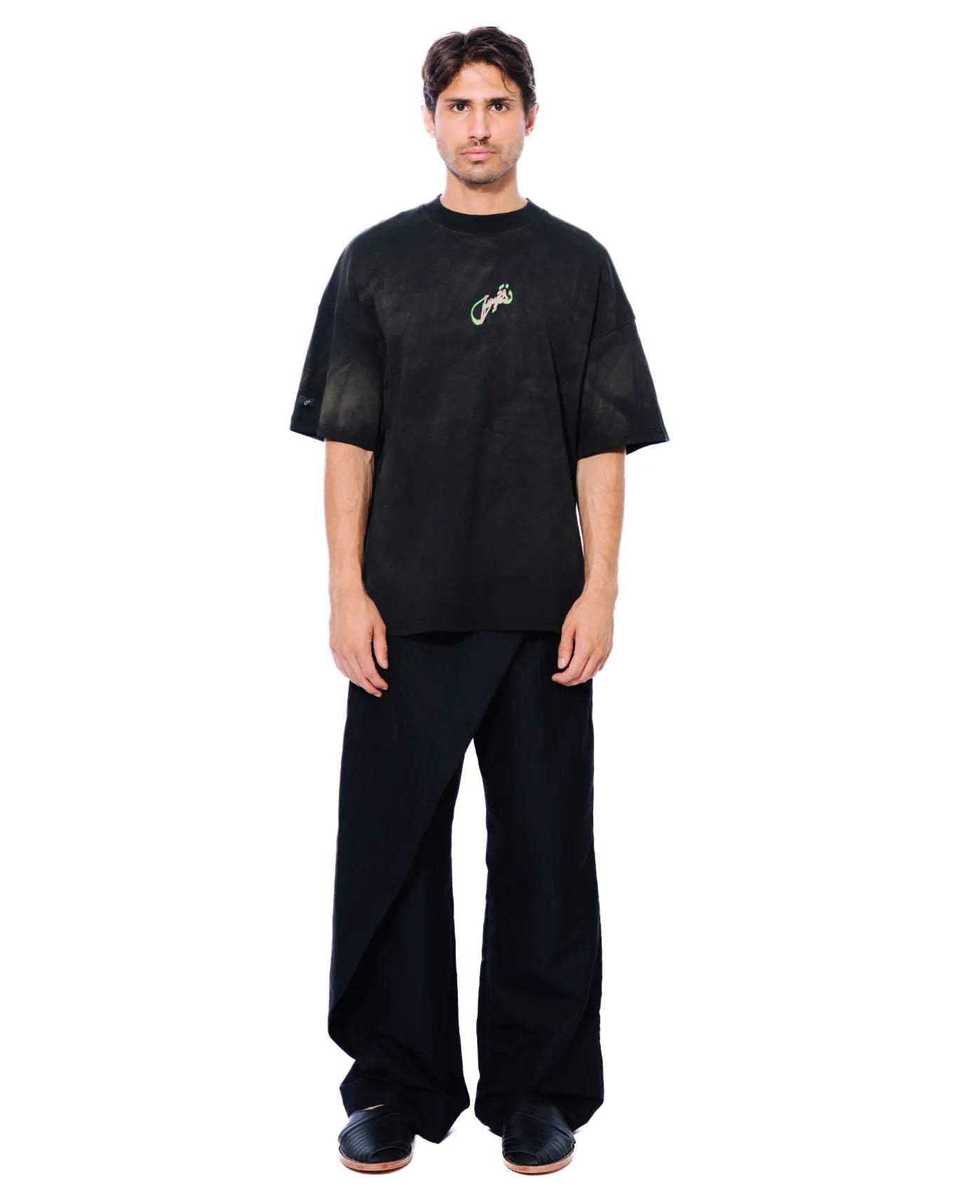 Naqees Black Keyring Fade T-Shirt Cult Karachi