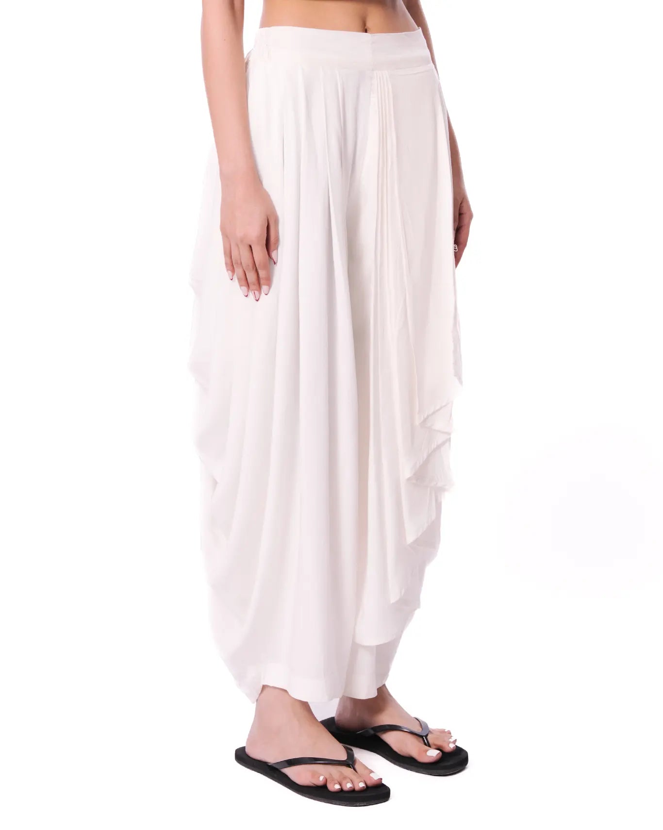baro studio white dhoti pant cult store pakistan 1