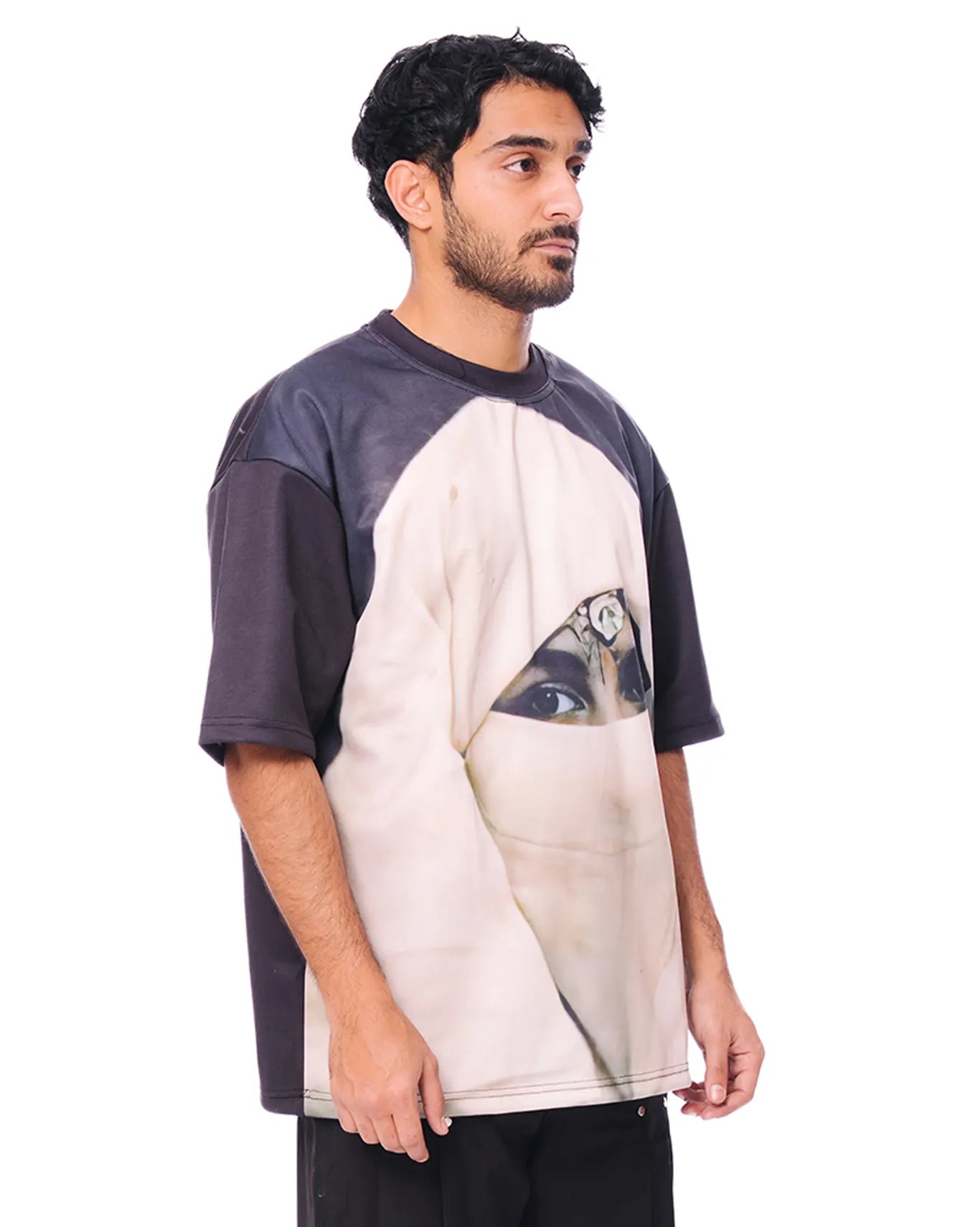 Love Closely Black Black Eyes T-Shirt - CULT - haider