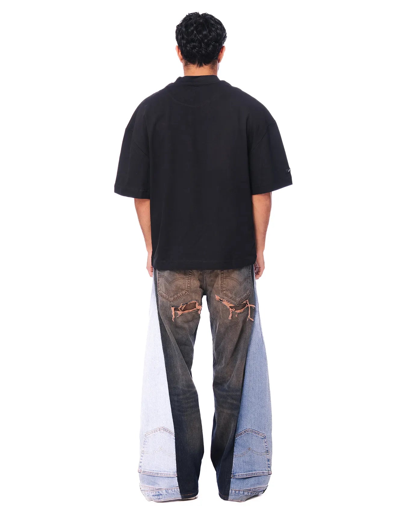 naqees black essential tee cult store pakistan 6